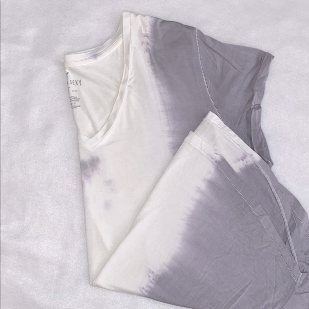 V-neck T Shirt with Purple Tie-dye